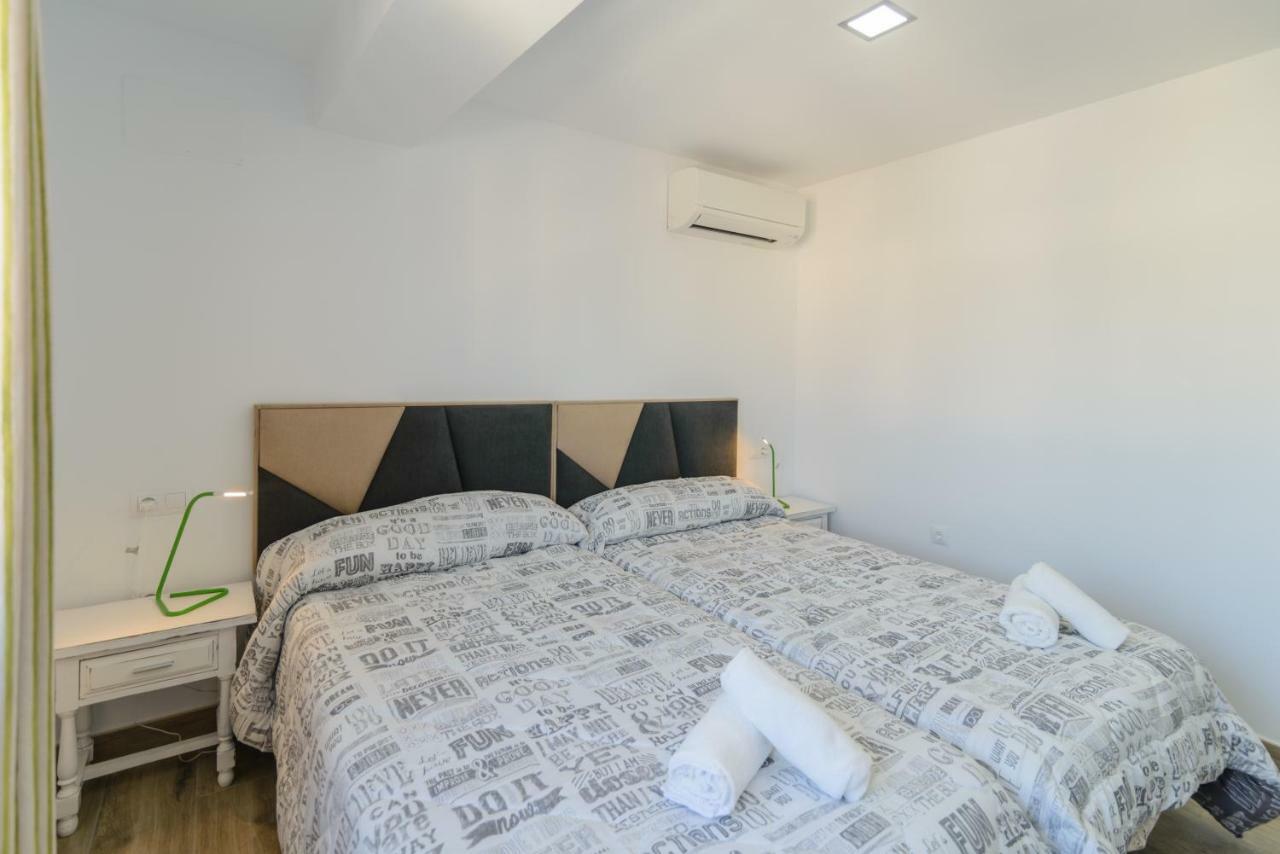 Atico Con Vistas Espectaculares Al Mar Apartman Torre Del Mar Kültér fotó