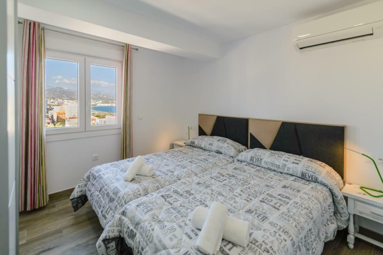 Atico Con Vistas Espectaculares Al Mar Apartman Torre Del Mar Kültér fotó