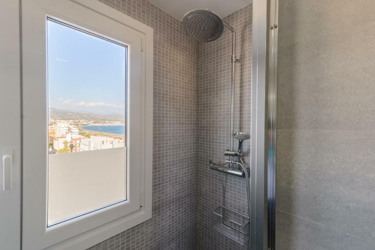 Atico Con Vistas Espectaculares Al Mar Apartman Torre Del Mar Kültér fotó
