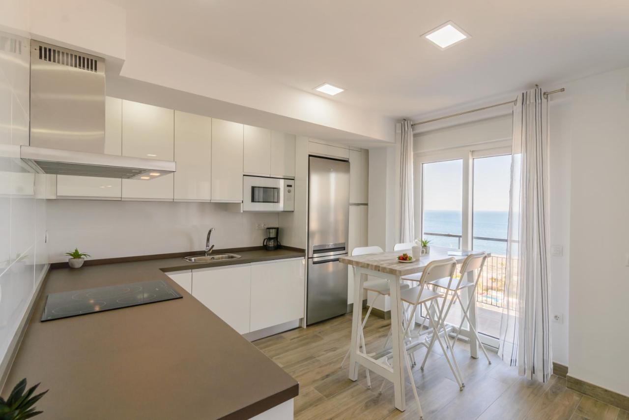 Atico Con Vistas Espectaculares Al Mar Apartman Torre Del Mar Kültér fotó